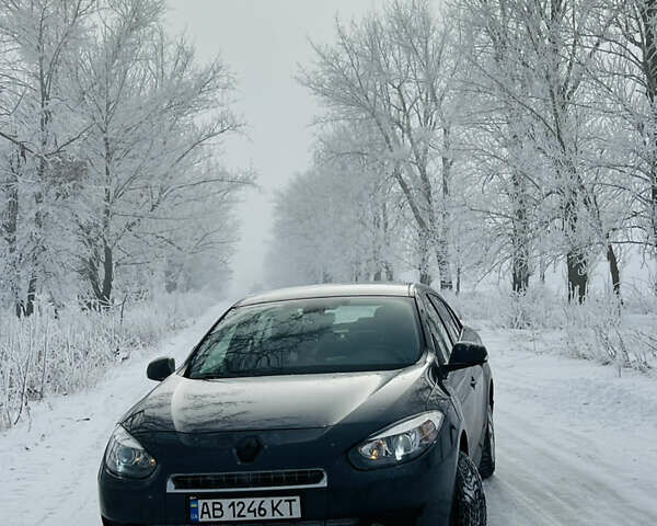 Серый Рено Флюенс, объемом двигателя 1.46 л и пробегом 225 тыс. км за 7500 $, фото 1 на Automoto.ua