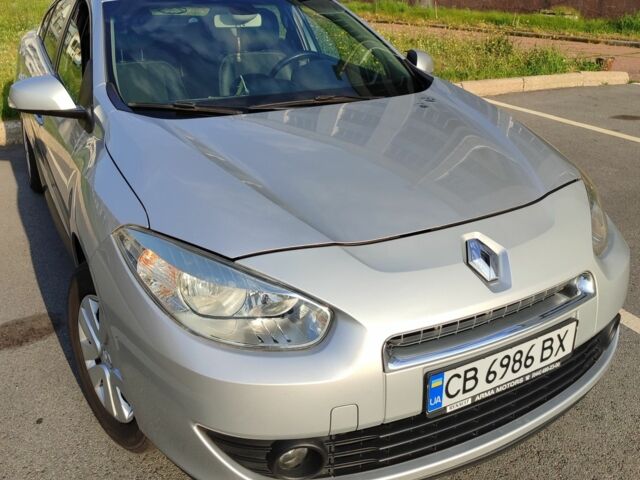 Сірий Рено Флюенс, об'ємом двигуна 1.5 л та пробігом 185 тис. км за 7600 $, фото 1 на Automoto.ua