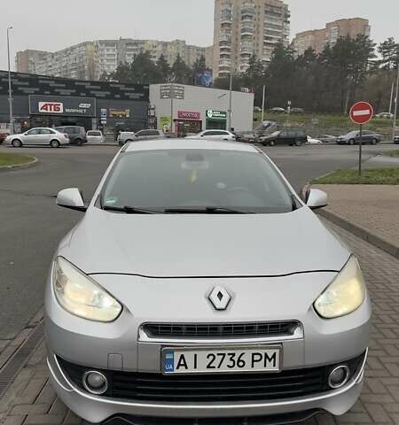 Серый Рено Флюенс, объемом двигателя 1.5 л и пробегом 196 тыс. км за 8500 $, фото 1 на Automoto.ua