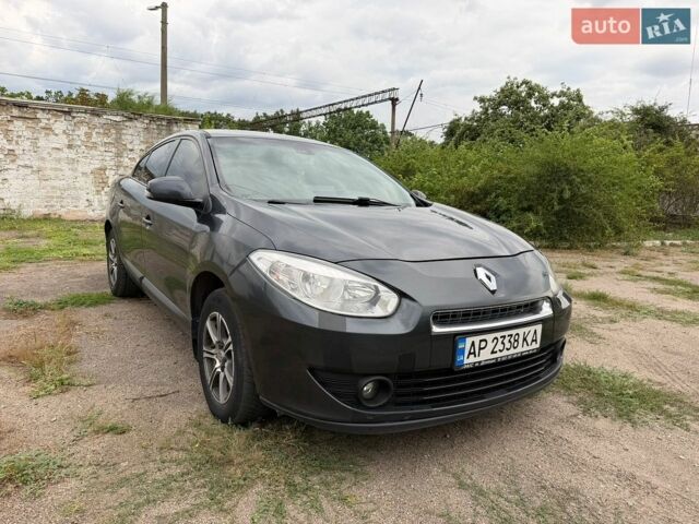 Серый Рено Флюенс, объемом двигателя 1.46 л и пробегом 307 тыс. км за 5300 $, фото 1 на Automoto.ua