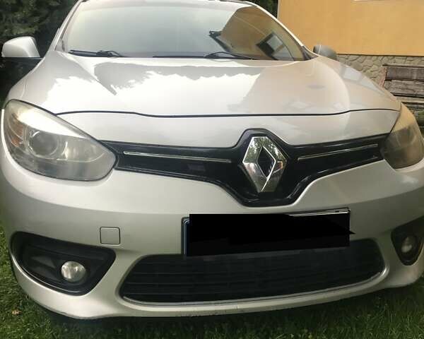Серый Рено Флюенс, объемом двигателя 1.6 л и пробегом 380 тыс. км за 4800 $, фото 1 на Automoto.ua