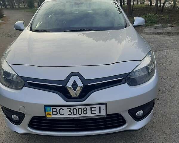 Сірий Рено Флюенс, об'ємом двигуна 1.5 л та пробігом 220 тис. км за 8500 $, фото 1 на Automoto.ua