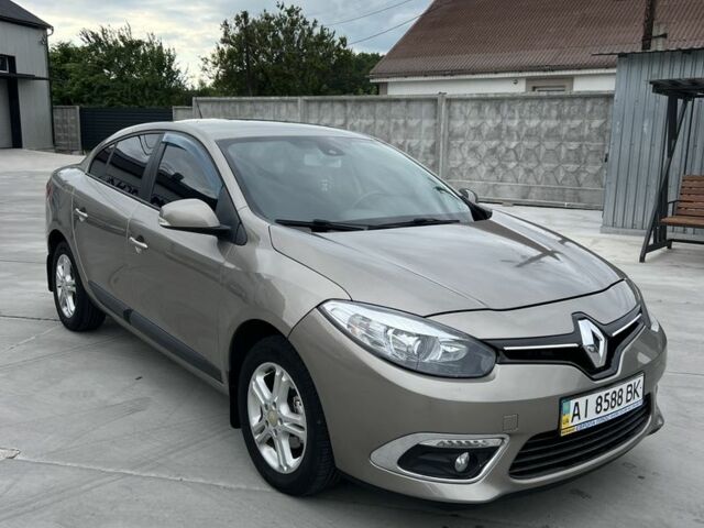 Сірий Рено Флюенс, об'ємом двигуна 1.5 л та пробігом 112 тис. км за 7999 $, фото 1 на Automoto.ua