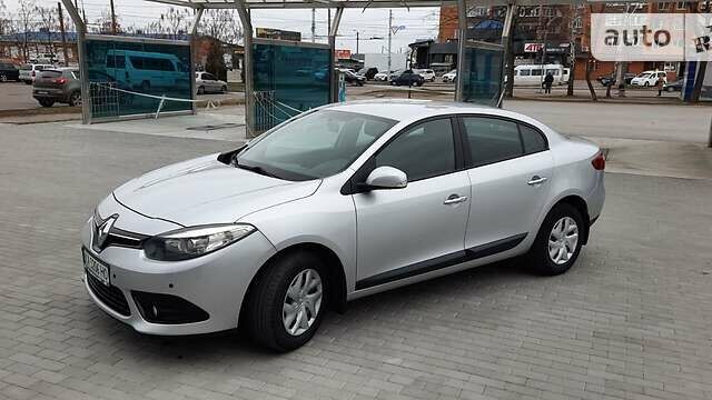 Серый Рено Флюенс, объемом двигателя 1.5 л и пробегом 230 тыс. км за 6800 $, фото 1 на Automoto.ua