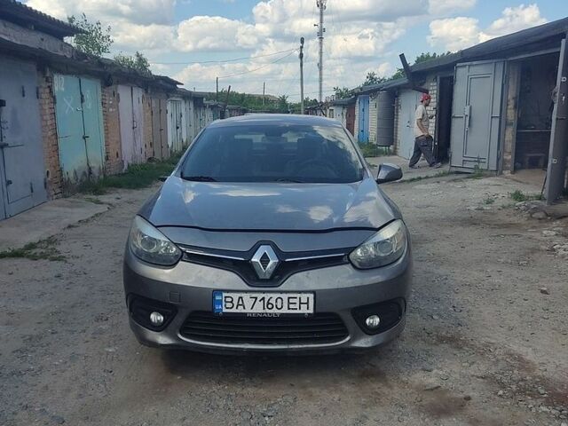 Сірий Рено Флюенс, об'ємом двигуна 1.6 л та пробігом 213 тис. км за 2800 $, фото 1 на Automoto.ua