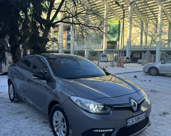 Серый Рено Флюенс, объемом двигателя 1.46 л и пробегом 138 тыс. км за 9600 $, фото 1 на Automoto.ua