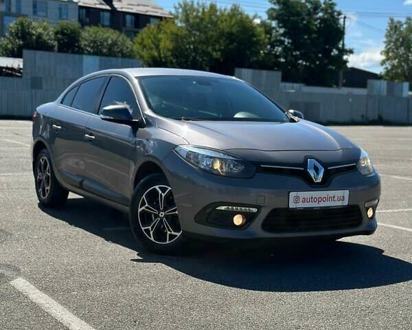 Сірий Рено Флюенс, об'ємом двигуна 1.6 л та пробігом 173 тис. км за 8100 $, фото 1 на Automoto.ua