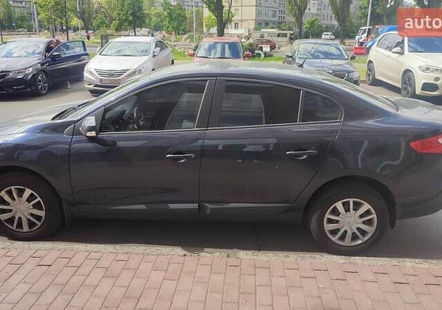 Синий Рено Флюенс, объемом двигателя 1.6 л и пробегом 284 тыс. км за 6500 $, фото 1 на Automoto.ua