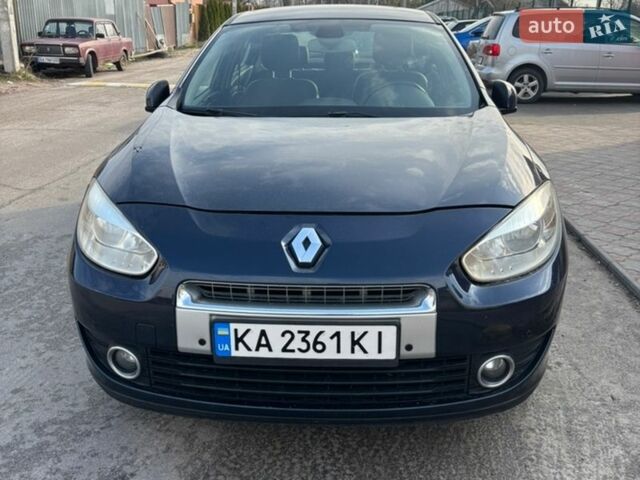 Синий Рено Флюенс, объемом двигателя 2 л и пробегом 247 тыс. км за 6000 $, фото 1 на Automoto.ua