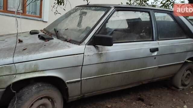 Рено Фуего, объемом двигателя 0 л и пробегом 50 тыс. км за 200 $, фото 1 на Automoto.ua