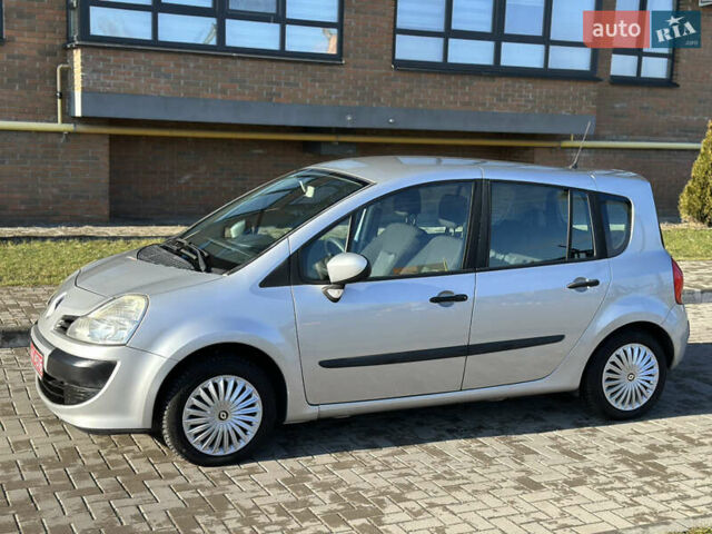 Сірий Рено Grand Modus, об'ємом двигуна 1.2 л та пробігом 173 тис. км за 4650 $, фото 1 на Automoto.ua