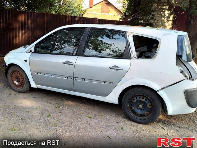 Белый Рено Гранд Сценик, объемом двигателя 1.9 л и пробегом 342 тыс. км за 2950 $, фото 1 на Automoto.ua