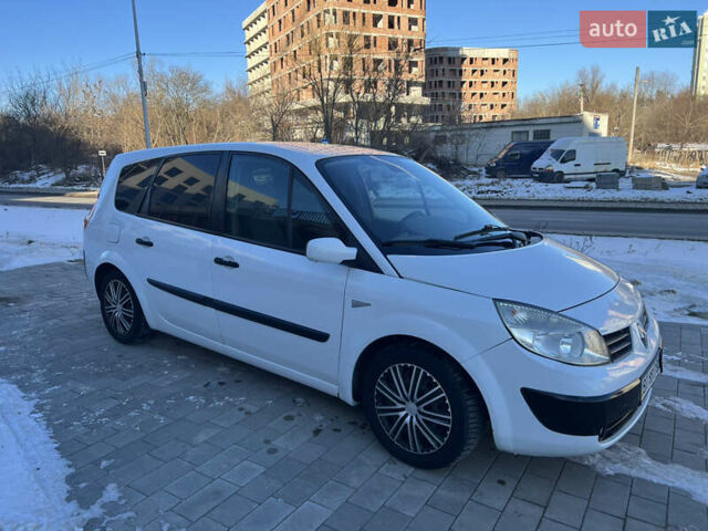 Белый Рено Гранд Сценик, объемом двигателя 1.46 л и пробегом 260 тыс. км за 4650 $, фото 1 на Automoto.ua