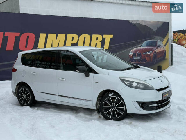 Белый Рено Гранд Сценик, объемом двигателя 2 л и пробегом 245 тыс. км за 9499 $, фото 1 на Automoto.ua