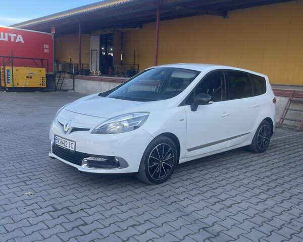 Белый Рено Гранд Сценик, объемом двигателя 1.6 л и пробегом 228 тыс. км за 7900 $, фото 1 на Automoto.ua