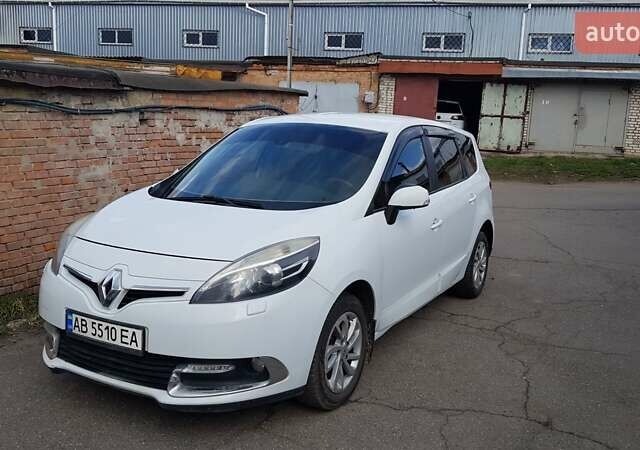 Білий Рено Гранд Сценік, об'ємом двигуна 1.5 л та пробігом 277 тис. км за 8100 $, фото 1 на Automoto.ua