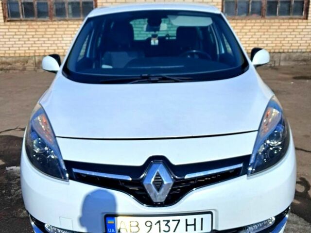Білий Рено Гранд Сценік, об'ємом двигуна 1.5 л та пробігом 315 тис. км за 9100 $, фото 1 на Automoto.ua