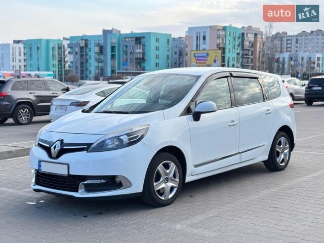 Білий Рено Гранд Сценік, об'ємом двигуна 1.6 л та пробігом 272 тис. км за 11000 $, фото 1 на Automoto.ua