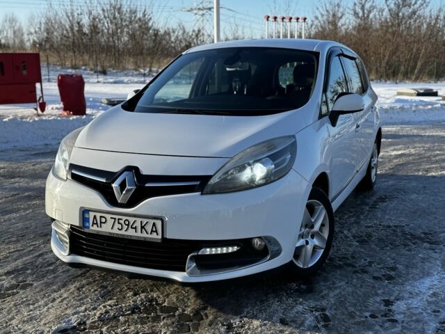 Белый Рено Гранд Сценик, объемом двигателя 1.6 л и пробегом 270 тыс. км за 8499 $, фото 1 на Automoto.ua