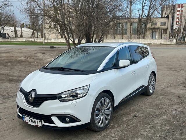 Білий Рено Гранд Сценік, об'ємом двигуна 1.5 л та пробігом 189 тис. км за 14000 $, фото 1 на Automoto.ua