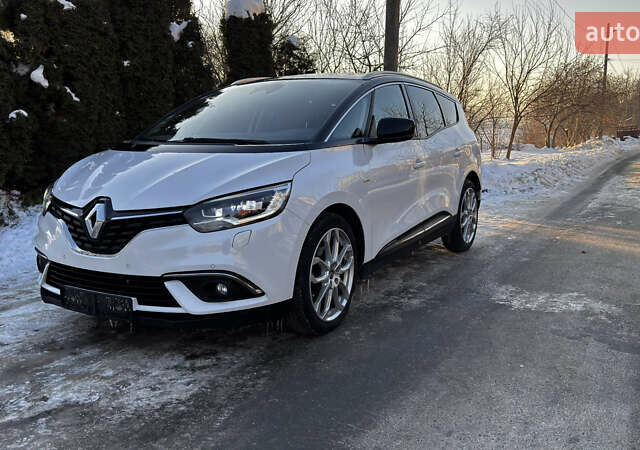 Білий Рено Гранд Сценік, об'ємом двигуна 1.5 л та пробігом 186 тис. км за 15550 $, фото 1 на Automoto.ua