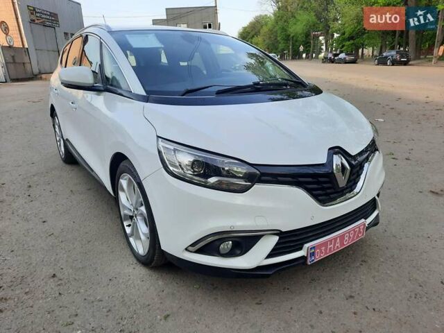 Белый Рено Гранд Сценик, объемом двигателя 1.5 л и пробегом 211 тыс. км за 14800 $, фото 1 на Automoto.ua