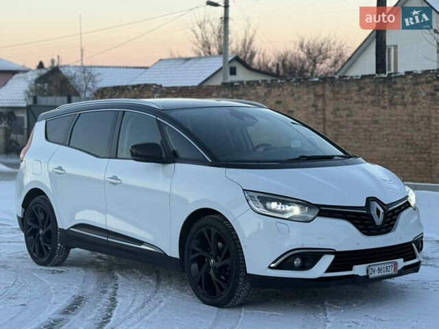 Белый Рено Гранд Сценик, объемом двигателя 1.6 л и пробегом 195 тыс. км за 14800 $, фото 1 на Automoto.ua