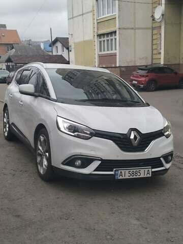 Белый Рено Гранд Сценик, объемом двигателя 1.6 л и пробегом 290 тыс. км за 14100 $, фото 1 на Automoto.ua