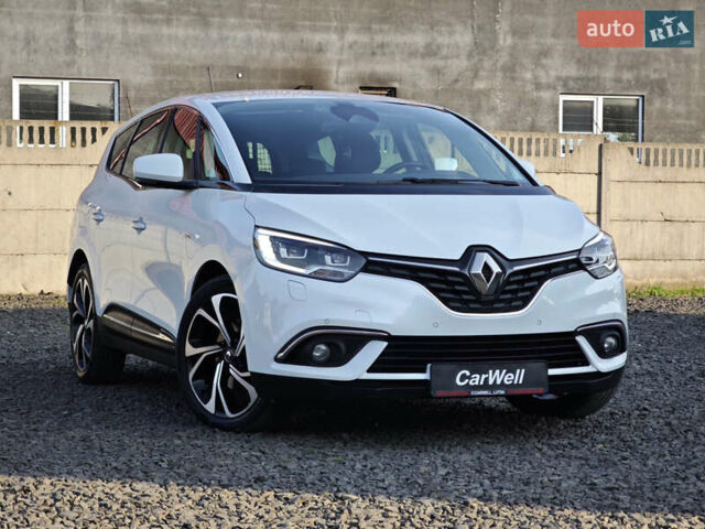 Белый Рено Гранд Сценик, объемом двигателя 1.7 л и пробегом 170 тыс. км за 16999 $, фото 1 на Automoto.ua