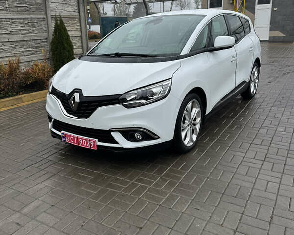 Белый Рено Гранд Сценик, объемом двигателя 0 л и пробегом 159 тыс. км за 15800 $, фото 1 на Automoto.ua