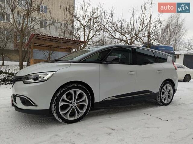 Белый Рено Гранд Сценик, объемом двигателя 1.7 л и пробегом 111 тыс. км за 16100 $, фото 1 на Automoto.ua