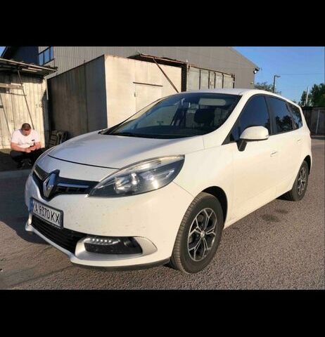 Белый Рено Гранд Сценик, объемом двигателя 1.5 л и пробегом 287 тыс. км за 8500 $, фото 1 на Automoto.ua