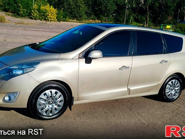 Бежевый Рено Гранд Сценик, объемом двигателя 19 л и пробегом 246 тыс. км за 7500 $, фото 1 на Automoto.ua