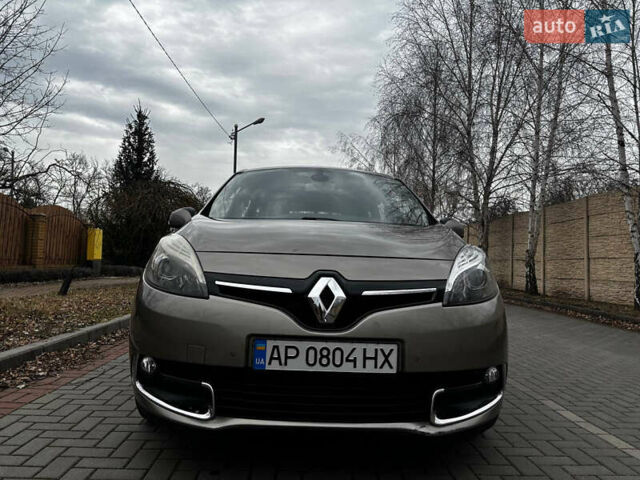 Бежевий Рено Гранд Сценік, об'ємом двигуна 1.5 л та пробігом 265 тис. км за 7900 $, фото 1 на Automoto.ua