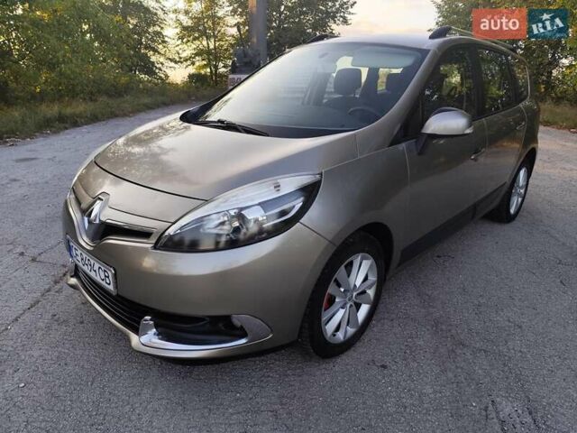 Бежевий Рено Гранд Сценік, об'ємом двигуна 1.46 л та пробігом 325 тис. км за 8300 $, фото 1 на Automoto.ua