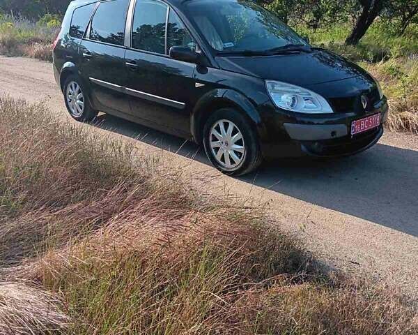 Черный Рено Гранд Сценик, объемом двигателя 2 л и пробегом 262 тыс. км за 6500 $, фото 1 на Automoto.ua