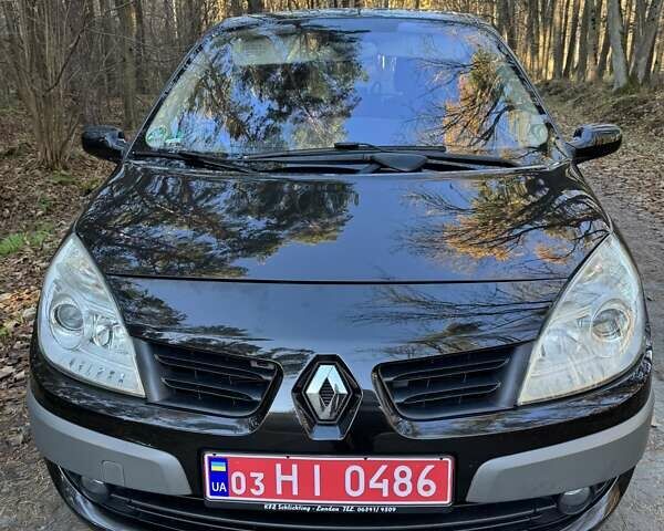 Черный Рено Гранд Сценик, объемом двигателя 2 л и пробегом 210 тыс. км за 5500 $, фото 1 на Automoto.ua