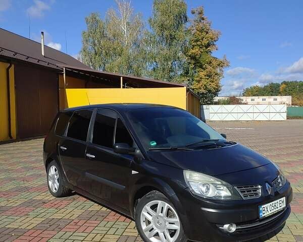 Черный Рено Гранд Сценик, объемом двигателя 2 л и пробегом 219 тыс. км за 6200 $, фото 1 на Automoto.ua