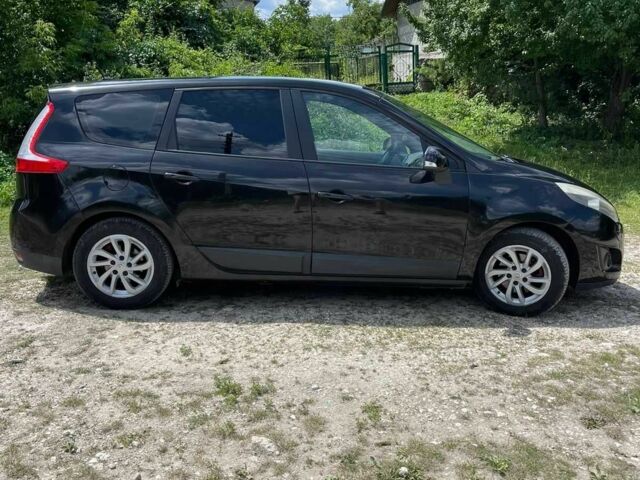 Черный Рено Гранд Сценик, объемом двигателя 1.9 л и пробегом 234 тыс. км за 7850 $, фото 1 на Automoto.ua