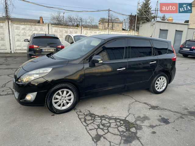 Черный Рено Гранд Сценик, объемом двигателя 1.4 л и пробегом 208 тыс. км за 6000 $, фото 1 на Automoto.ua