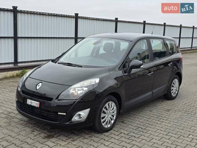 Черный Рено Гранд Сценик, объемом двигателя 1.4 л и пробегом 220 тыс. км за 5999 $, фото 1 на Automoto.ua