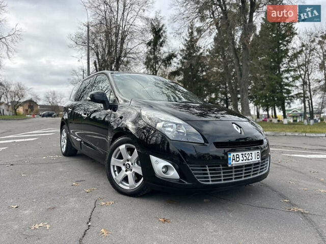 Черный Рено Гранд Сценик, объемом двигателя 2 л и пробегом 232 тыс. км за 8500 $, фото 1 на Automoto.ua