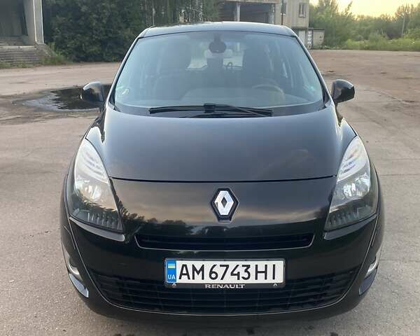 Чорний Рено Гранд Сценік, об'ємом двигуна 1.5 л та пробігом 202 тис. км за 7100 $, фото 1 на Automoto.ua