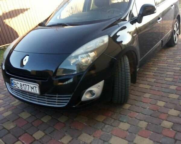 Черный Рено Гранд Сценик, объемом двигателя 1.6 л и пробегом 328 тыс. км за 7150 $, фото 1 на Automoto.ua