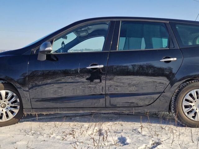 Чорний Рено Гранд Сценік, об'ємом двигуна 0 л та пробігом 250 тис. км за 7450 $, фото 1 на Automoto.ua