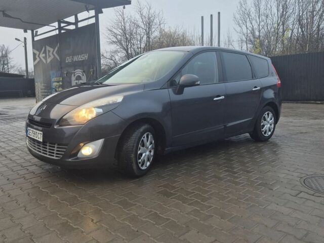 Чорний Рено Гранд Сценік, об'ємом двигуна 1.6 л та пробігом 175 тис. км за 6600 $, фото 1 на Automoto.ua