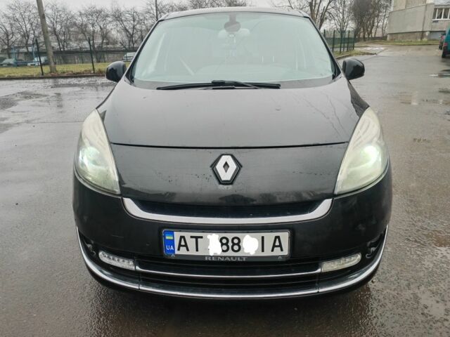 Черный Рено Гранд Сценик, объемом двигателя 1.5 л и пробегом 311 тыс. км за 8000 $, фото 1 на Automoto.ua