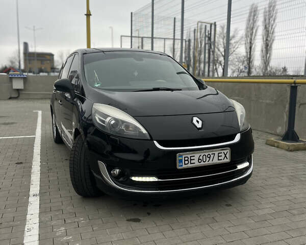 Черный Рено Гранд Сценик, объемом двигателя 1.5 л и пробегом 248 тыс. км за 9000 $, фото 1 на Automoto.ua