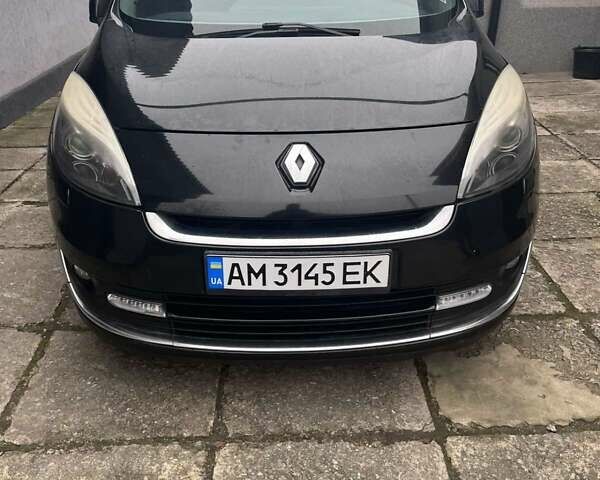 Черный Рено Гранд Сценик, объемом двигателя 1.6 л и пробегом 230 тыс. км за 8999 $, фото 1 на Automoto.ua