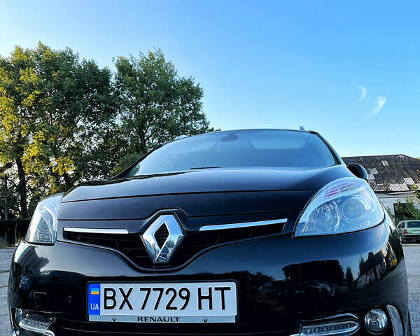 Черный Рено Гранд Сценик, объемом двигателя 1.6 л и пробегом 330 тыс. км за 9800 $, фото 1 на Automoto.ua